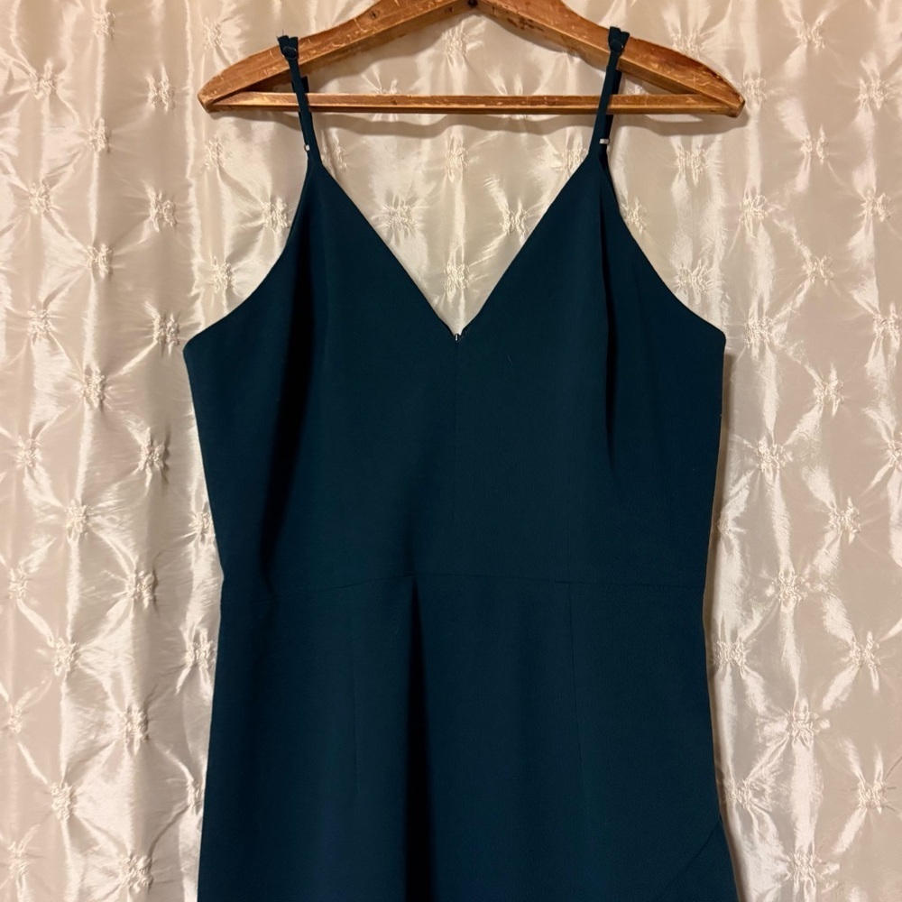 Dress the Population Wendy Sleeveless Ruffle Midi Dress Pine Green High Low - Picture 4 of 10